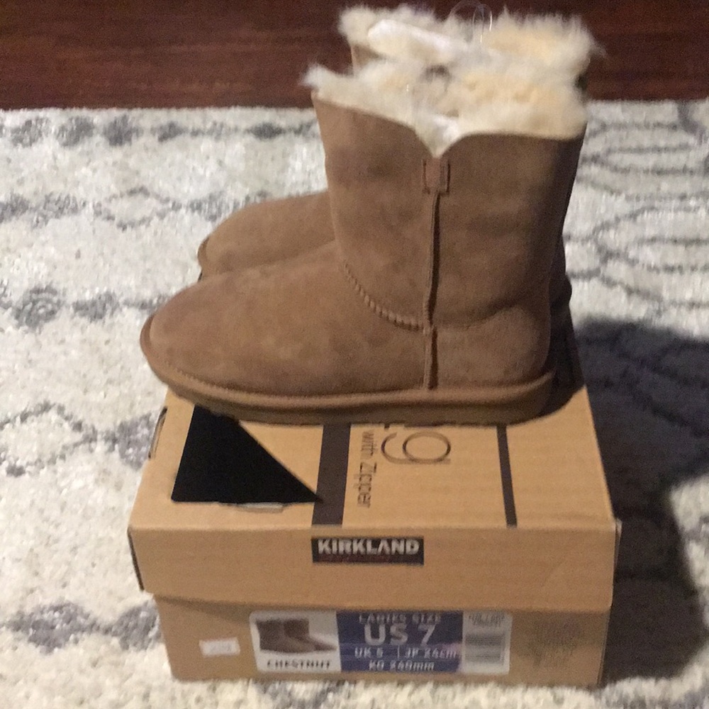 Shearling boot - Picture 3 of 4